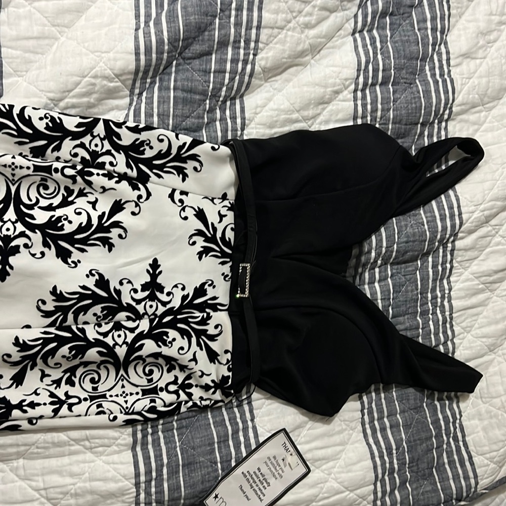 Elegant long black and white dress
